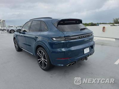 2024 Porsche Cayenne S - zdjęcie 2 z 22 - miniatura