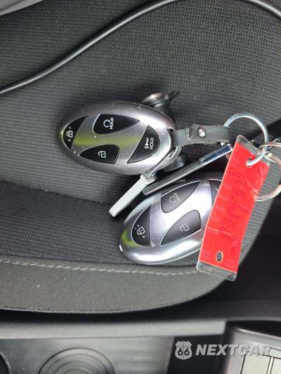 2025 Hyundai Kona SEL Convenience - zdjęcie 8 z 21 - miniatura
