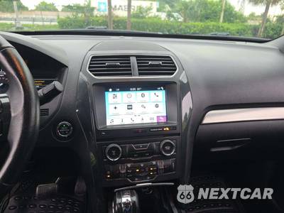 2018 Ford Explorer XLT - zdjęcie 10 z 24 - miniatura