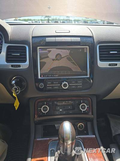 2013 Volkswagen Touareg TDI Lux - zdjęcie 10 z 28 - miniatura