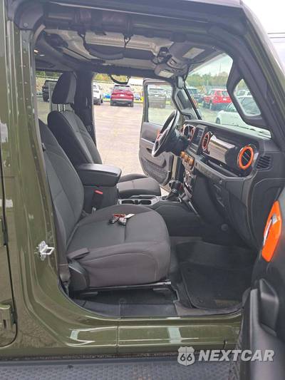 2021 Jeep Wrangler Unlimited Sport Altitude Edition - zdjęcie 15 z 19 - miniatura