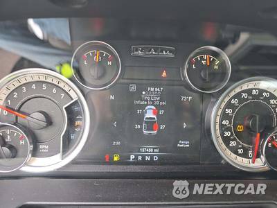 2015 Ram 1500 Big Horn Crew Cab Short Bed - zdjęcie 6 z 24 - miniatura