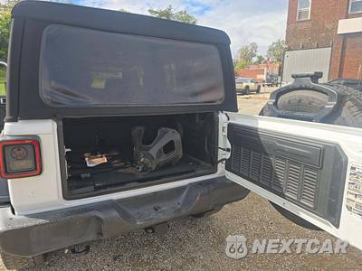 2018 Jeep Wrangler Unlimited Sport S - zdjęcie 11 z 24 - miniatura