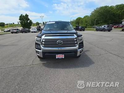 2019 Toyota Tundra Limited Crew Cab Short Bed - zdjęcie 2 z 35 - miniatura
