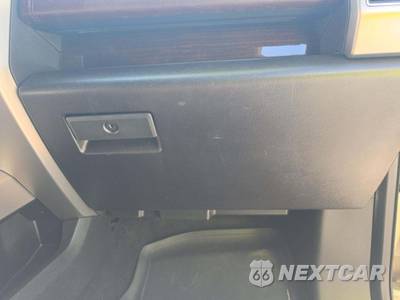 2017 Ford F-150 Platinum Crew Cab Short Bed - zdjęcie 16 z 17 - miniatura