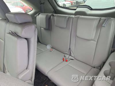 2014 Toyota Highlander XLE - zdjęcie 11 z 18 - miniatura