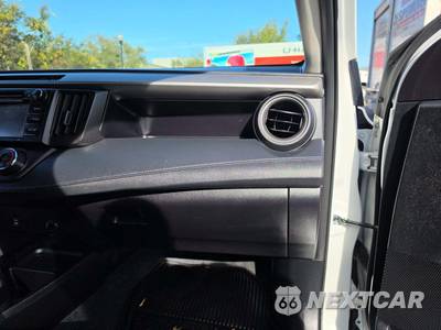 2018 Toyota RAV4 LE - zdjęcie 16 z 17 - miniatura
