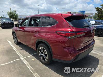 2023 Toyota Highlander XLE - zdjęcie 2 z 27 - miniatura