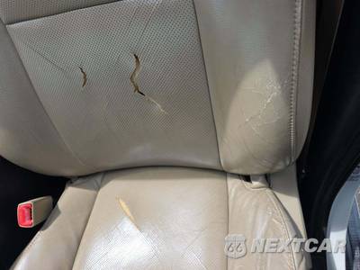 2013 Toyota Sequoia Platinum - zdjęcie 18 z 26 - miniatura