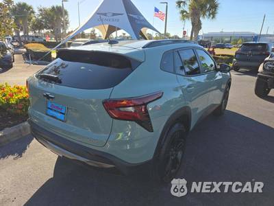 2025 Chevrolet Trax ACTIV - zdjęcie 3 z 28 - miniatura