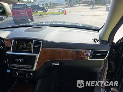 2014 Mercedes-Benz GL 550 4MATIC - zdjęcie 17 z 46 - miniatura