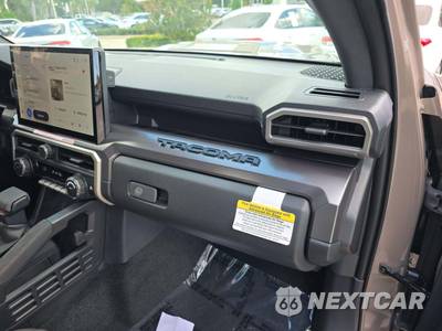 2026 Toyota Tacoma TRD Sport Crew Cab Medium Bed - zdjęcie 19 z 26 - miniatura