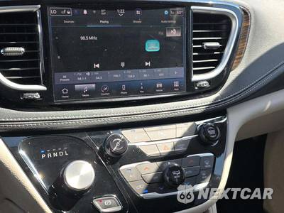 2023 Chrysler Pacifica Hybrid Limited 121.6" WB - zdjęcie 29 z 34 - miniatura