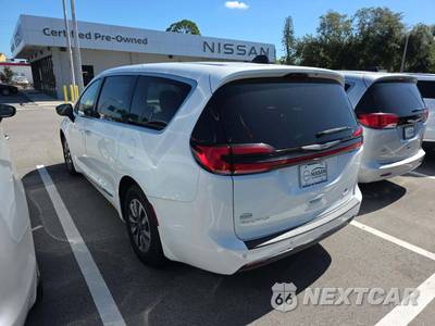 2023 Chrysler Pacifica Hybrid Limited 121.6" WB - zdjęcie 2 z 34 - miniatura