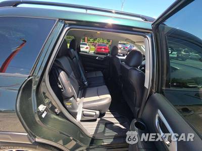 2020 Nissan Pathfinder SV - zdjęcie 14 z 32 - miniatura