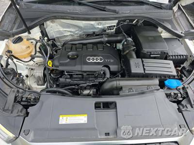 2016 Audi Q3 2.0T Prestige - zdjęcie 25 z 34 - miniatura
