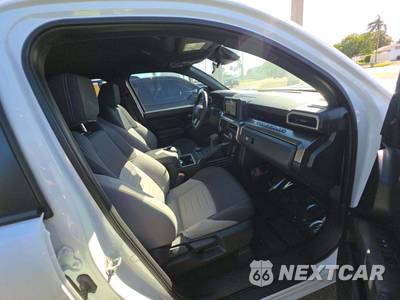 2026 Toyota Tacoma TRD Sport Crew Cab Medium Bed - zdjęcie 18 z 26 - miniatura