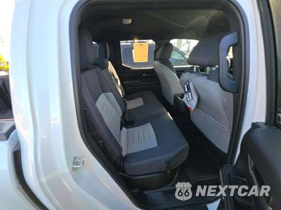 2026 Toyota Tacoma TRD Sport Crew Cab Medium Bed - zdjęcie 16 z 26 - miniatura