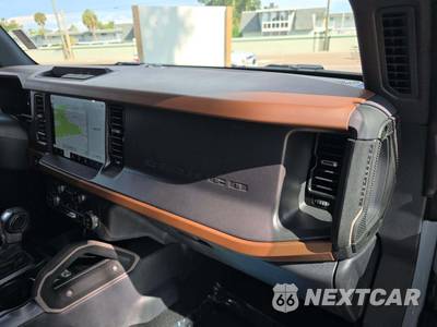 2024 Ford Bronco Outer Banks - zdjęcie 19 z 28 - miniatura