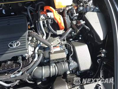 2025 Toyota Crown XLE - zdjęcie 28 z 28 - miniatura