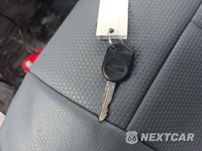 2016 Ford Super Duty F-250 XL Extended Cab Long Bed w/Rear Doors - zdjęcie 8 z 30 - miniatura