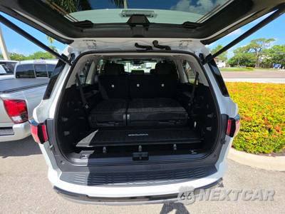 2024 Toyota Sequoia Limited - zdjęcie 15 z 37 - miniatura