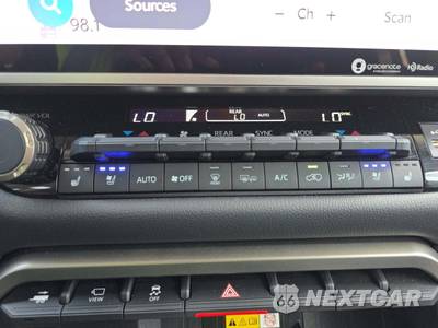 2024 Toyota Sequoia Limited - zdjęcie 33 z 37 - miniatura