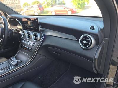 2020 Mercedes-Benz GLC 300 4MATIC - zdjęcie 19 z 32 - miniatura