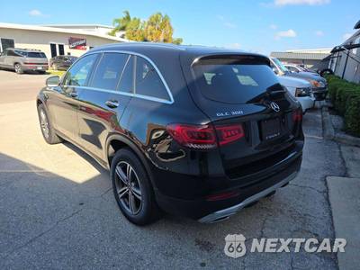 2020 Mercedes-Benz GLC 300 4MATIC - zdjęcie 2 z 32 - miniatura