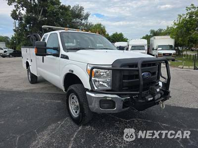 2016 Ford Super Duty F-350 Cab Chassis XL Extended Cab w/Rear Doors - zdjęcie 4 z 39 - miniatura