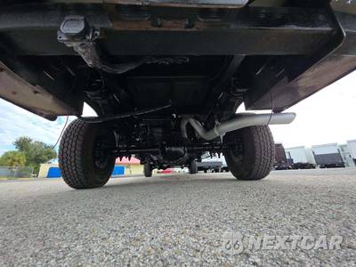 2016 Ford Super Duty F-350 Cab Chassis XL Extended Cab w/Rear Doors - zdjęcie 14 z 39 - miniatura