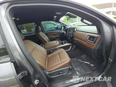 2021 Nissan TITAN Platinum Reserve Crew Cab Short Bed - zdjęcie 18 z 29 - miniatura