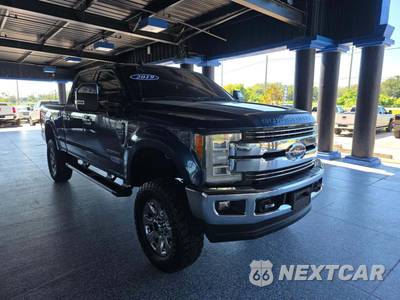 2019 Ford Super Duty F-250 Lariat Crew Cab Medium Bed - zdjęcie 4 z 40 - miniatura