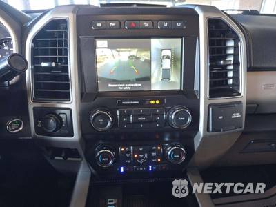 2019 Ford Super Duty F-250 Lariat Crew Cab Medium Bed - zdjęcie 10 z 40 - miniatura