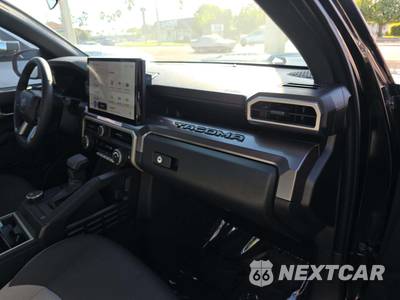 2026 Toyota Tacoma TRD Sport Crew Cab Long Bed - zdjęcie 19 z 26 - miniatura
