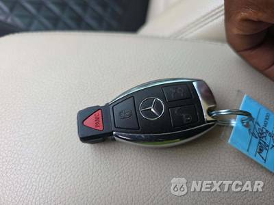 2015 Mercedes-Benz GLA 250 - zdjęcie 8 z 43 - miniatura