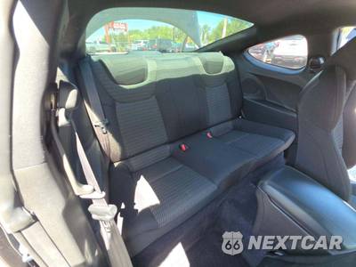 2015 Hyundai Genesis Coupe 3.8 w/Black Interior - zdjęcie 13 z 35 - miniatura