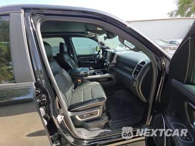 2023 Ram 1500 Laramie Crew Cab Short Bed - zdjęcie 18 z 33 - miniatura