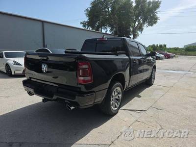 2023 Ram 1500 Laramie Crew Cab Short Bed - zdjęcie 3 z 33 - miniatura