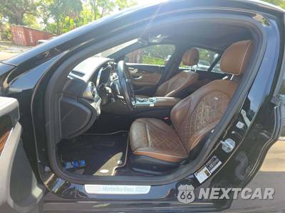 2017 Mercedes-Benz C 300 Sedan - zdjęcie 6 z 36 - miniatura