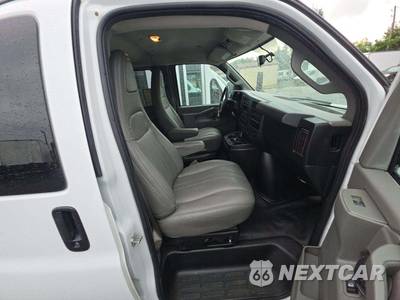 2018 Chevrolet Express 3500 Passenger Van LS 1LS 155.0" WB - zdjęcie 19 z 31 - miniatura