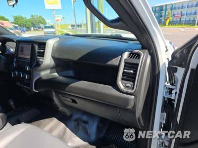 2022 Ram 2500 Tradesman Crew Cab Long Bed - zdjęcie 19 z 32 - miniatura