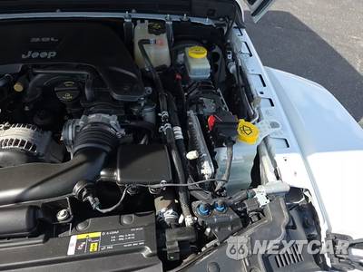 2020 Jeep Wrangler Unlimited Rubicon - zdjęcie 24 z 34 - miniatura