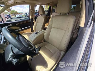 2017 Toyota Highlander Limited - zdjęcie 6 z 23 - miniatura