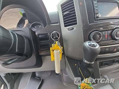 2014 Mercedes-Benz Sprinter 3500 Cab Chassis DRW - zdjęcie 8 z 22 - miniatura