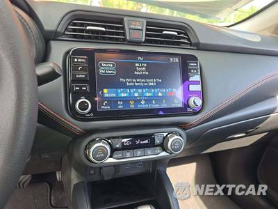 2025 Nissan Versa SR - zdjęcie 10 z 20 - miniatura