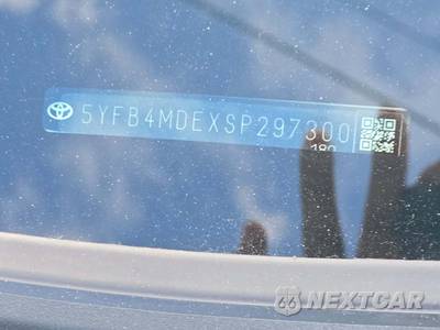 2025 Toyota Corolla LE Sedan - zdjęcie 5 z 26 - miniatura