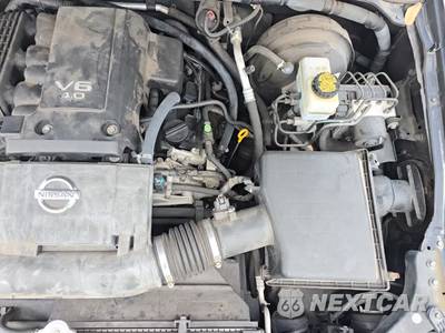 2008 Nissan Pathfinder SE - zdjęcie 31 z 34 - miniatura