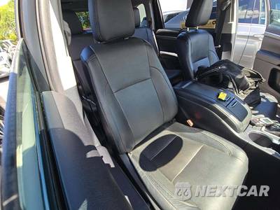 2019 Toyota Highlander Hybrid Limited - zdjęcie 19 z 23 - miniatura