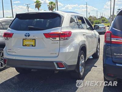 2019 Toyota Highlander Hybrid Limited - zdjęcie 3 z 23 - miniatura